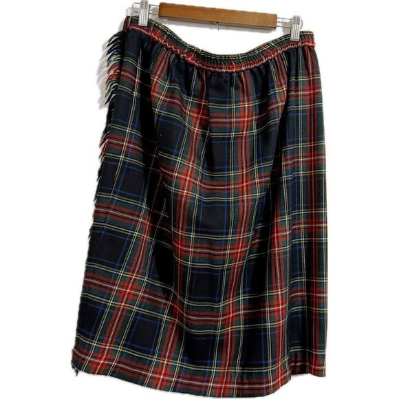 VintageSummit Hill Petite wool cashmere, blend, blazer, and plaid wrap skirt set - Picture 7 of 14